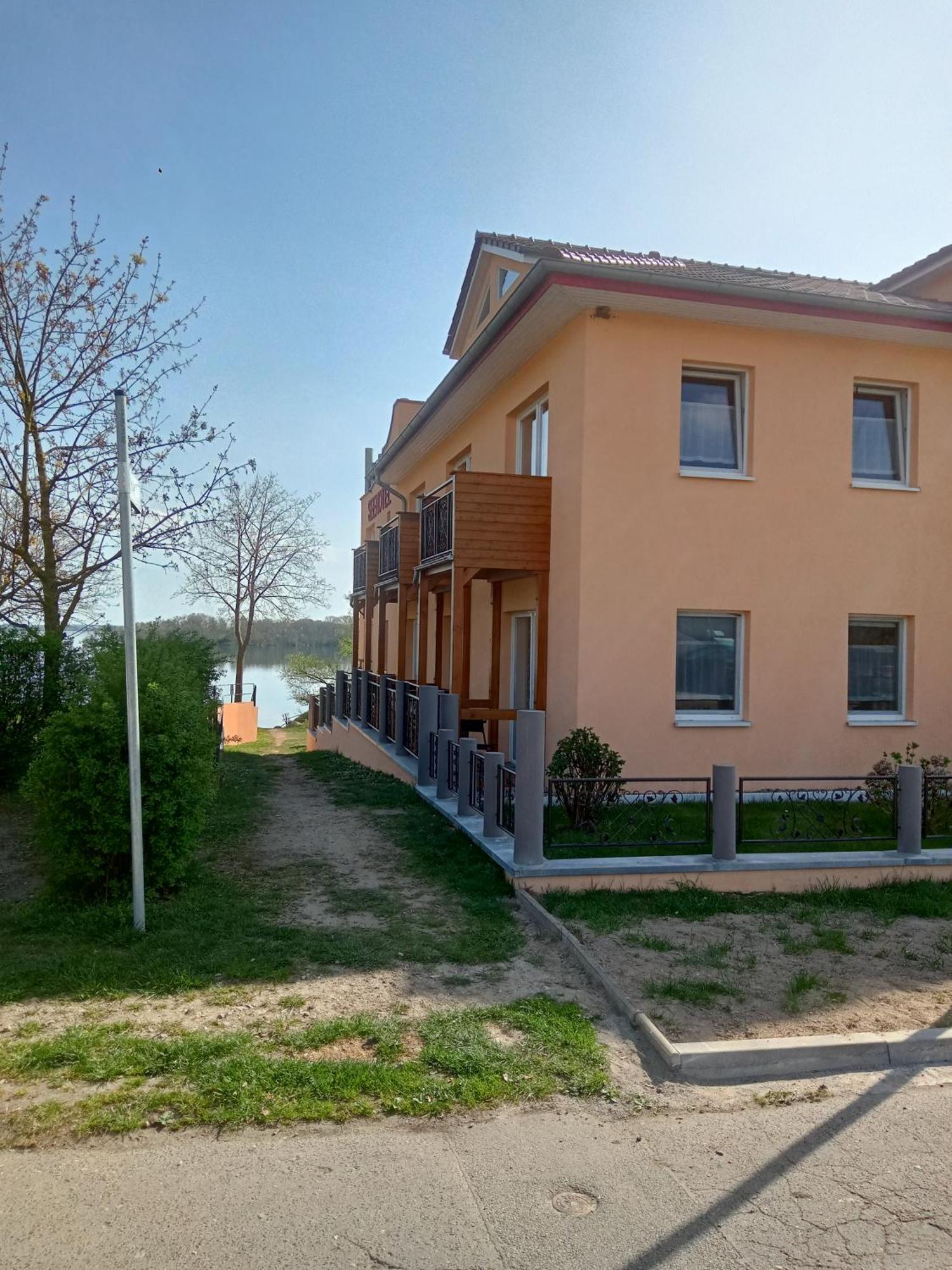 Seehotel Bad Kleinen Bagian luar foto