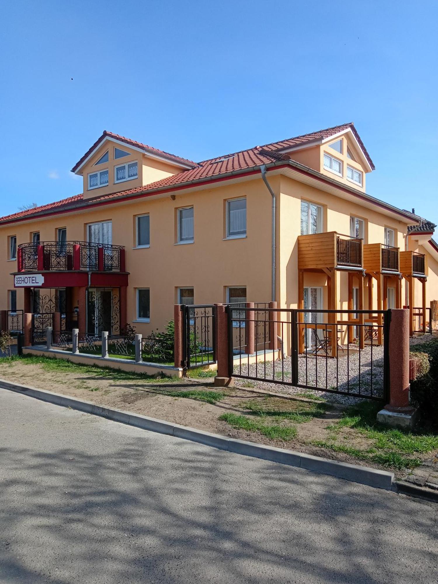 Seehotel Bad Kleinen Bagian luar foto